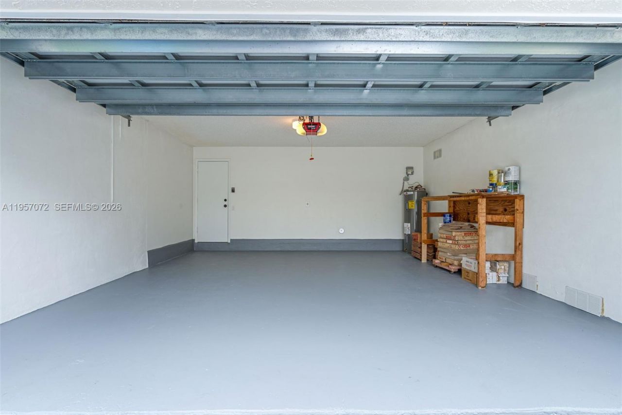 332 Bridgeton Rd, Weston, FL 33326 Photo