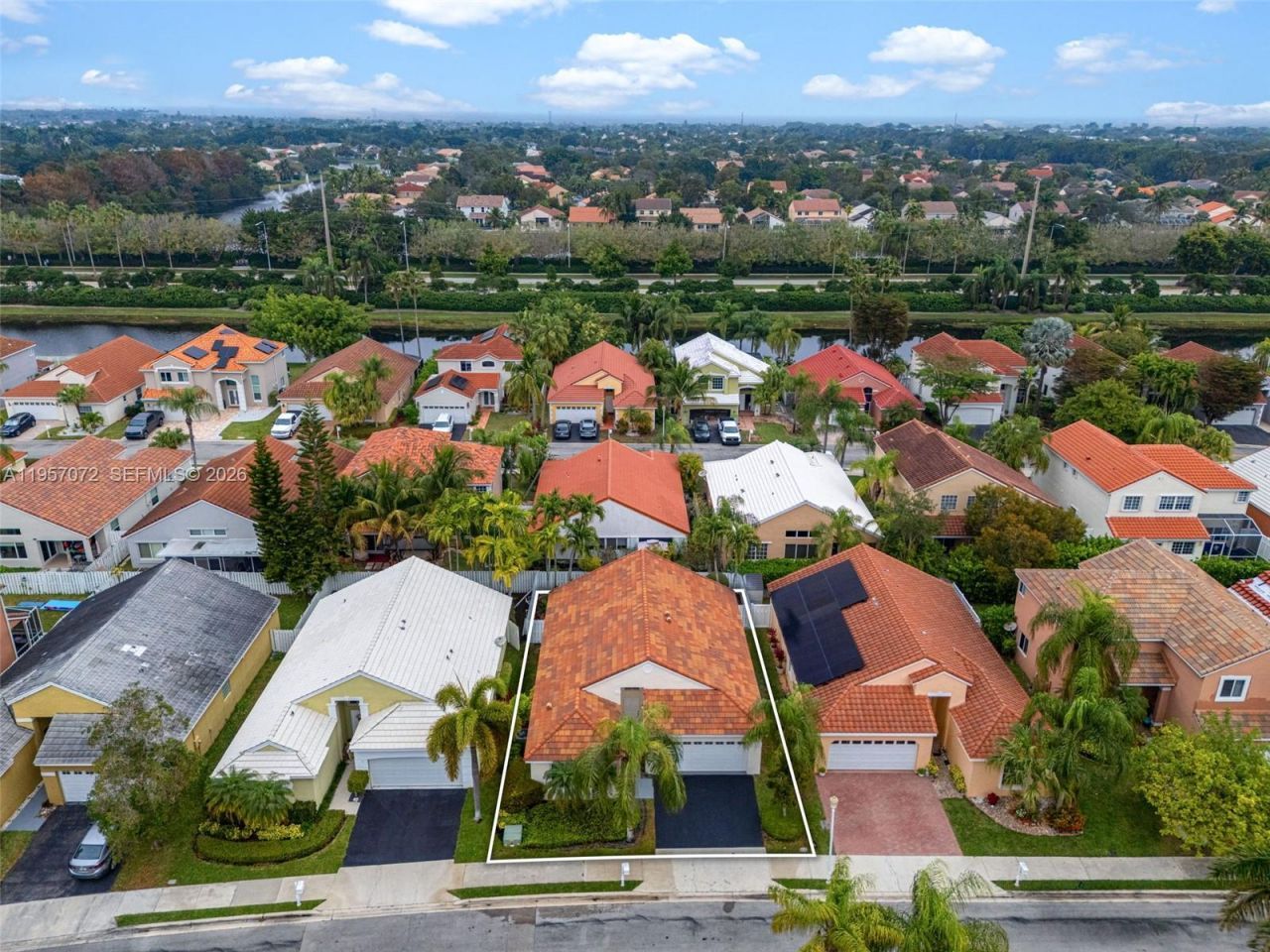 332 Bridgeton Rd, Weston, FL 33326 Photo