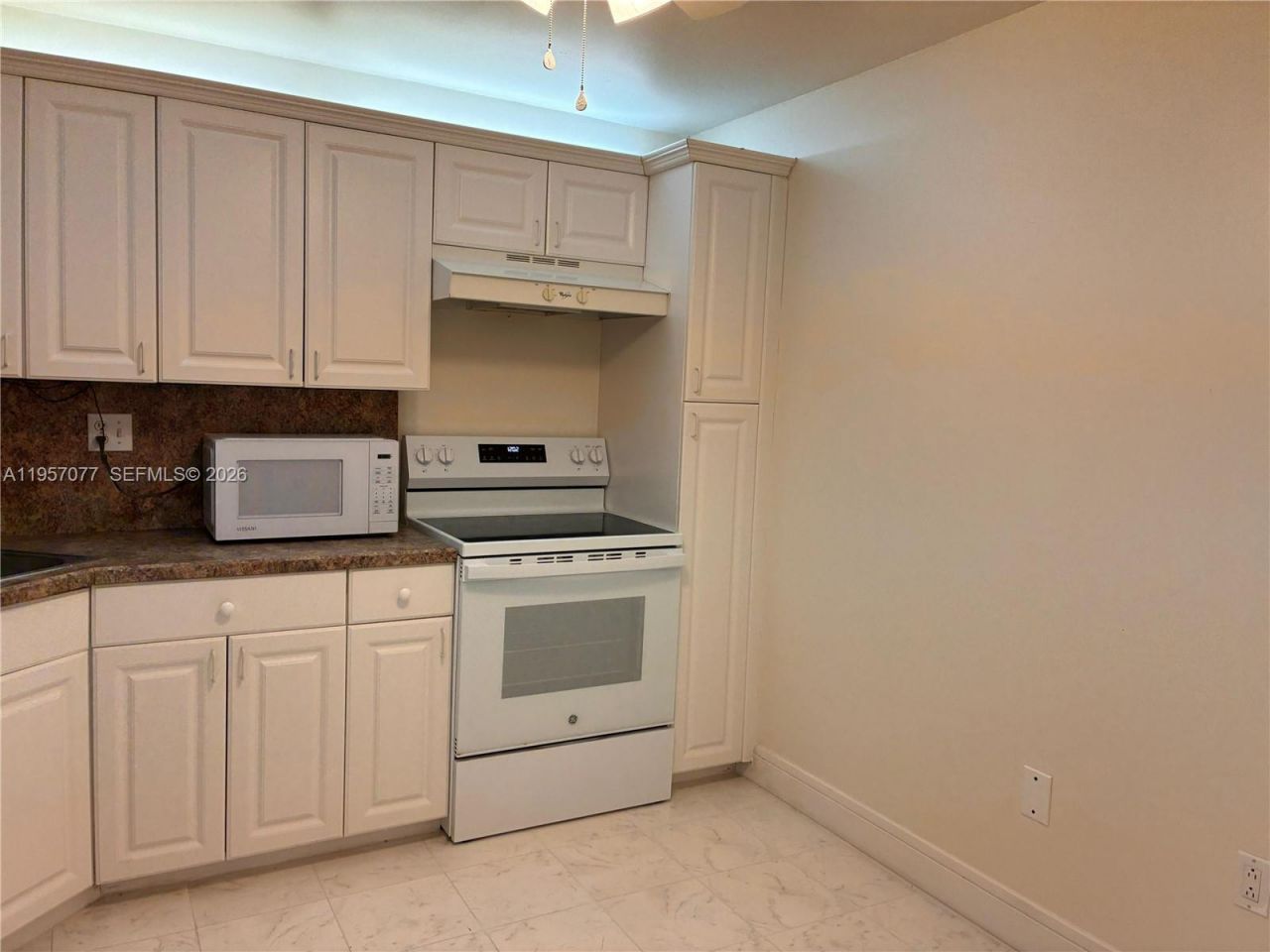2780 NE 183rd St, Unit 1411, Aventura, FL 33160 Photo