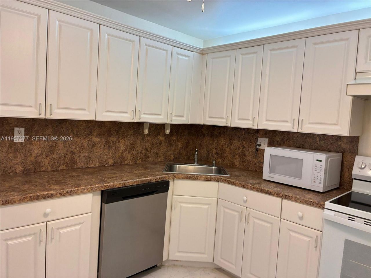 2780 NE 183rd St, Unit 1411, Aventura, FL 33160 Photo