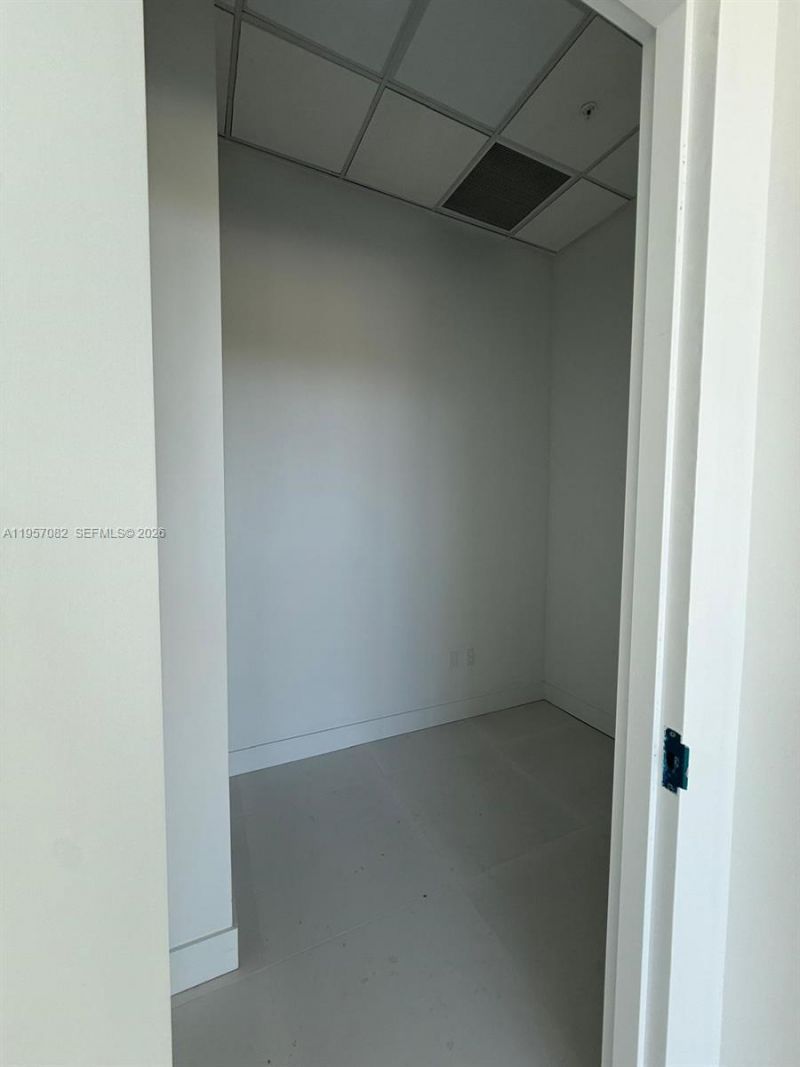 Please Call For Address, Unit 406, Aventura, FL 33180 Photo