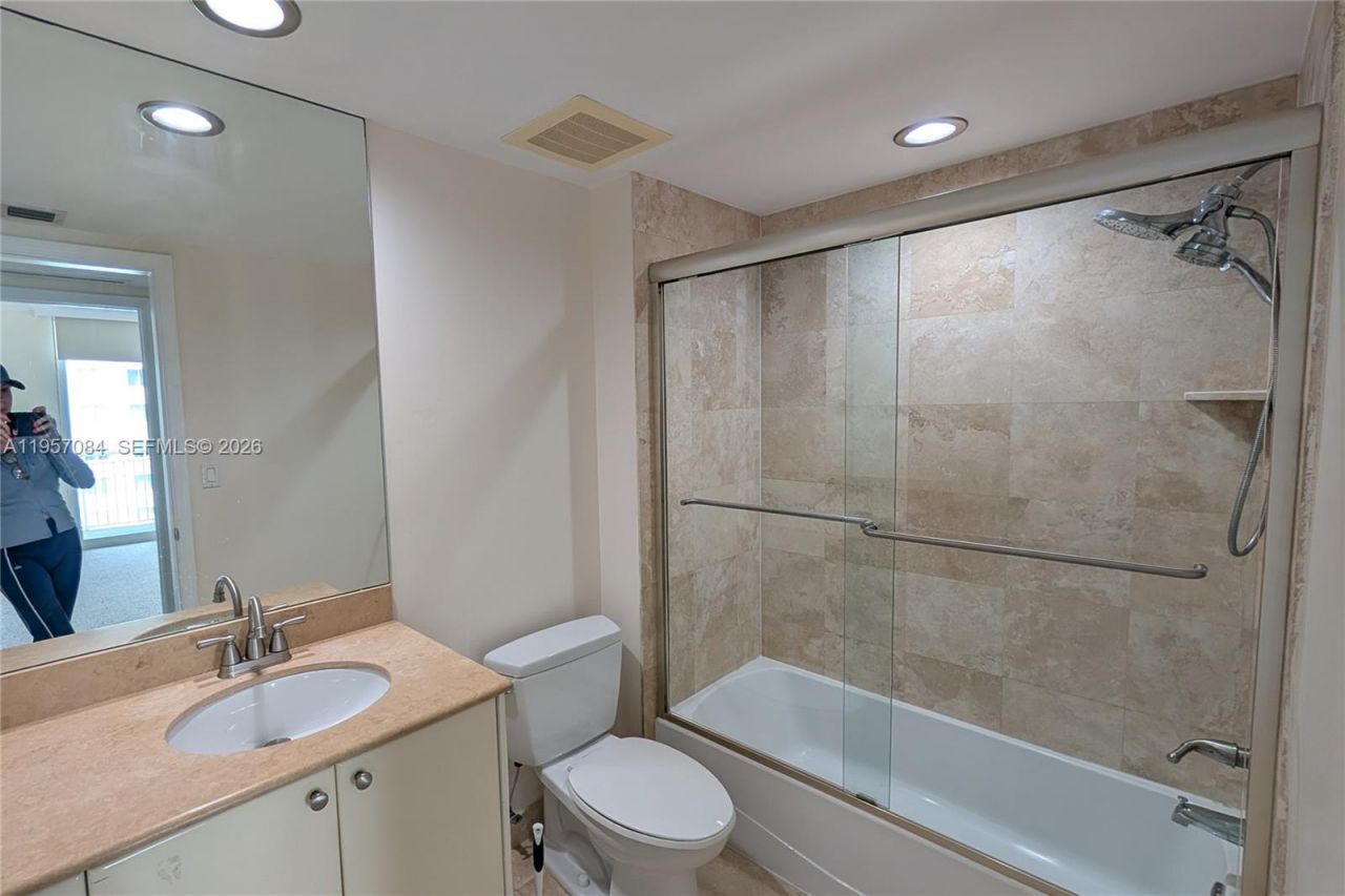 1745 E Hallandale Beach Blvd, Unit 1903W, Hallandale Beach, FL 33009 Photo