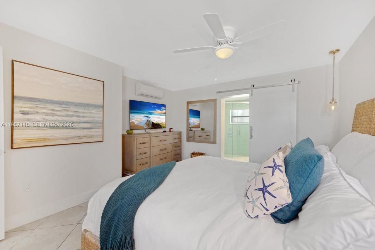 230 Jolly Roger Dr , Key Largo, FL 33037 Photo