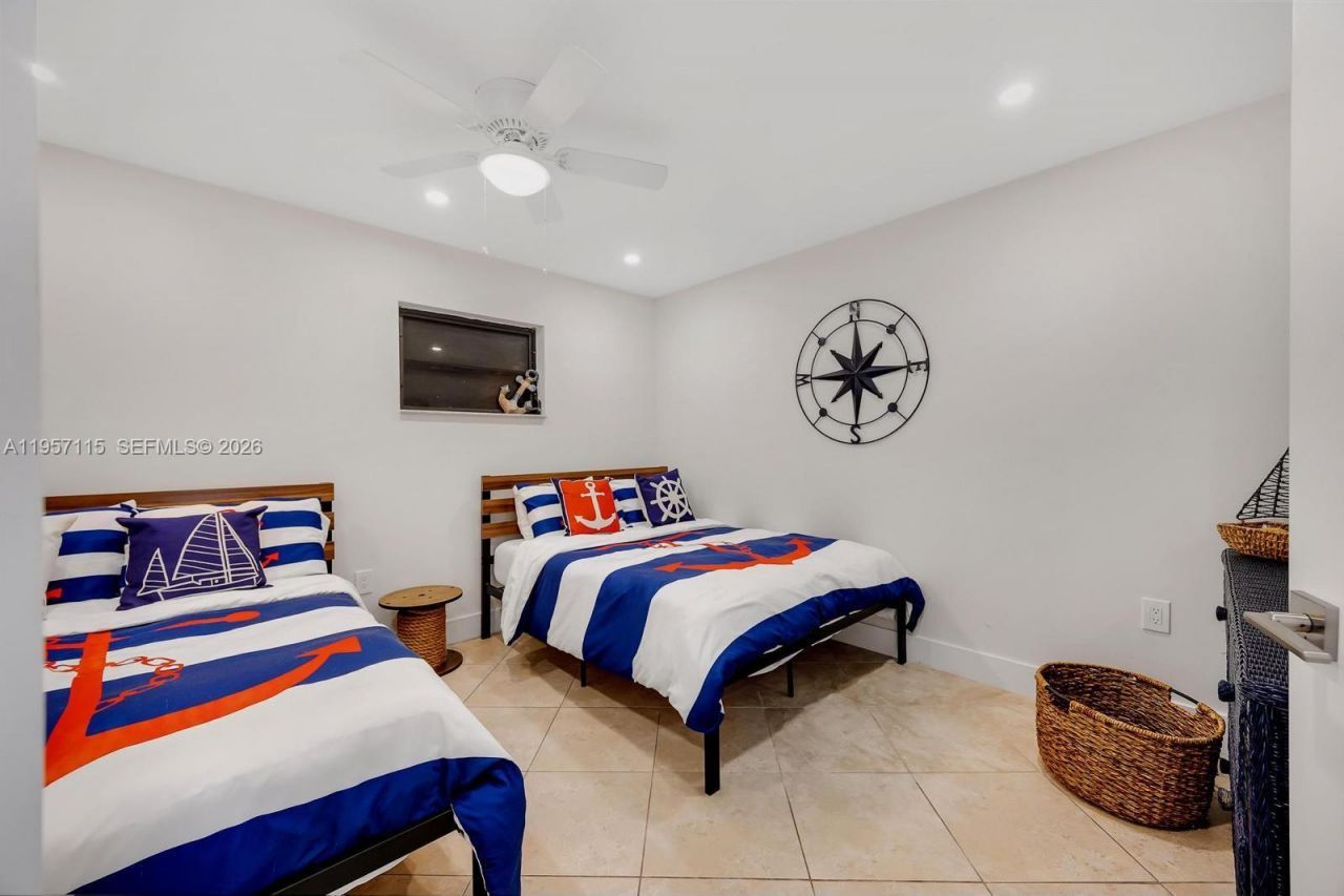 230 Jolly Roger Dr , Key Largo, FL 33037 Photo