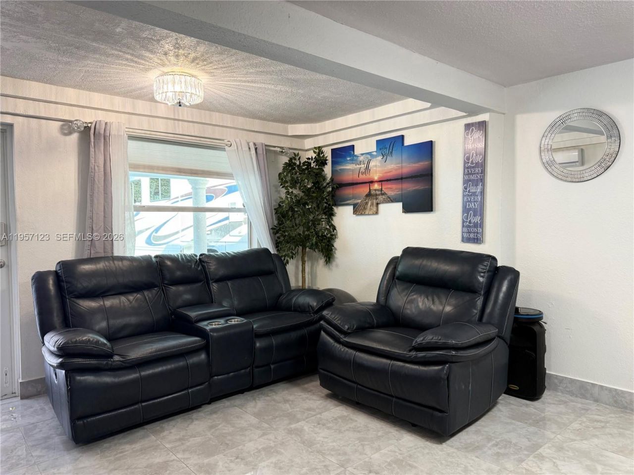 1120 N 61st Ave, Hollywood, FL 33024 Photo