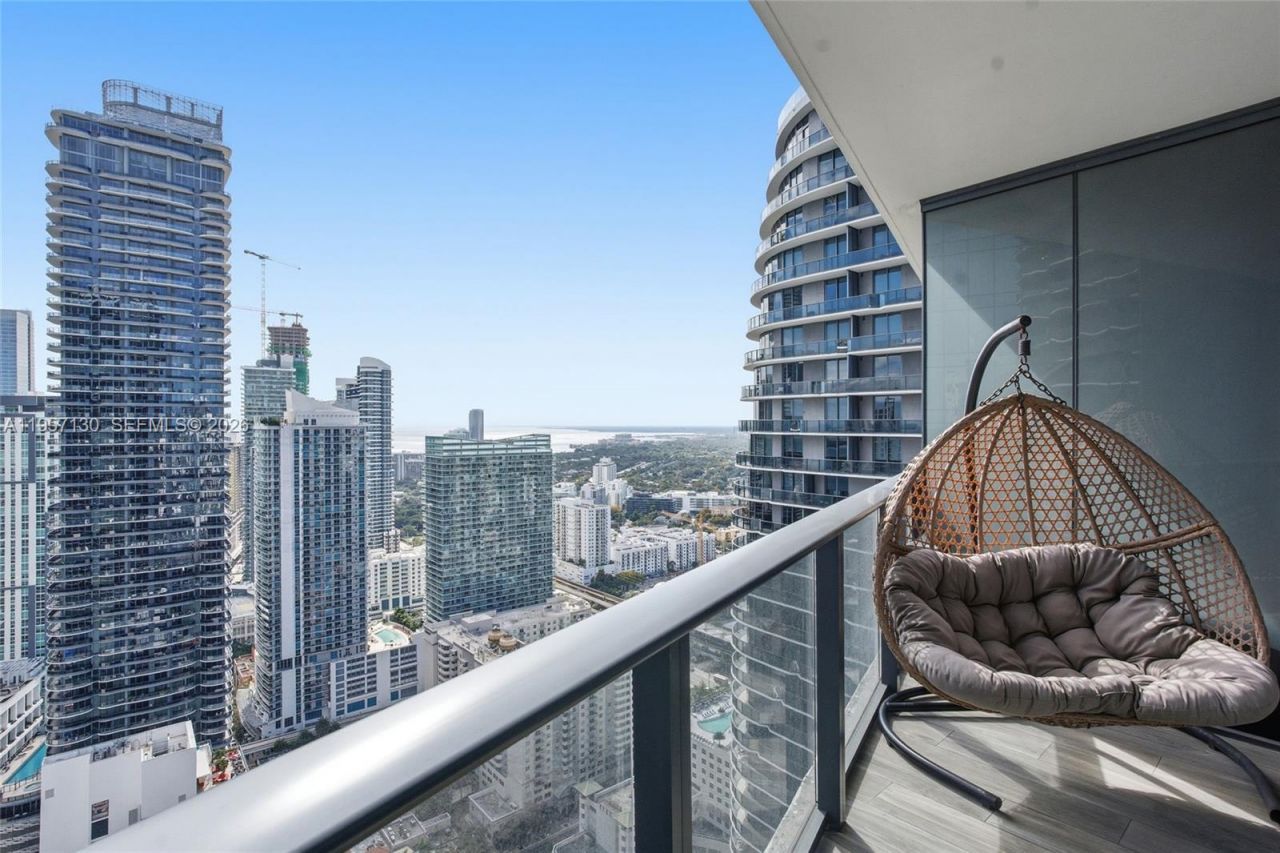 801 S Miami Ave, Unit 4202, Miami, FL 33130 Photo