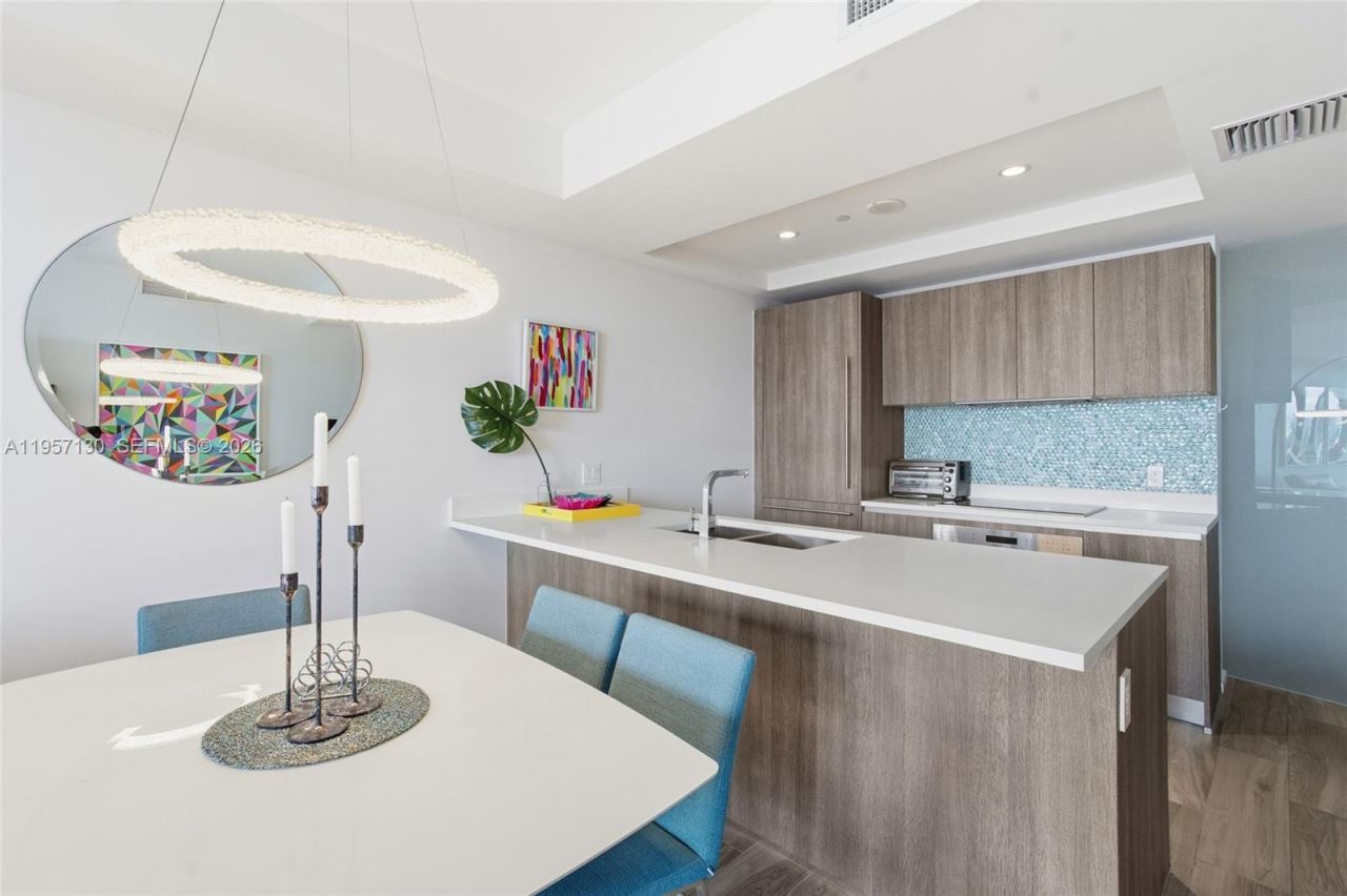 801 S Miami Ave, Unit 4202, Miami, FL 33130 Photo