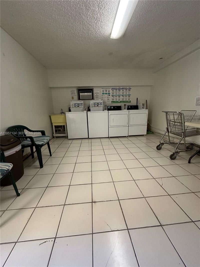 1334 Collins Ave, Unit 204, Miami Beach, FL 33139 Photo