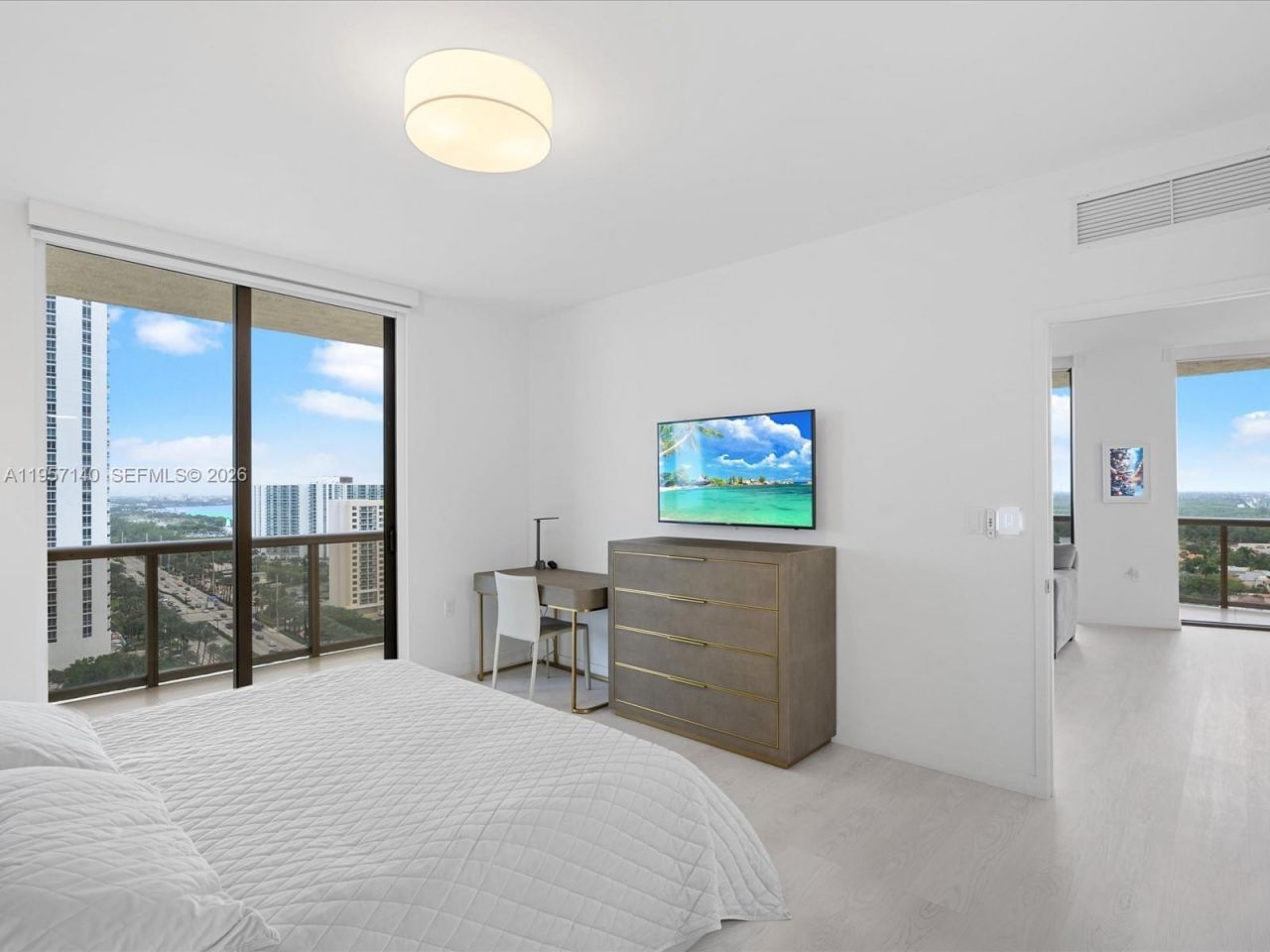 16275 Collins Ave , Unit 1804, Sunny Isles Beach, FL 33160 Photo