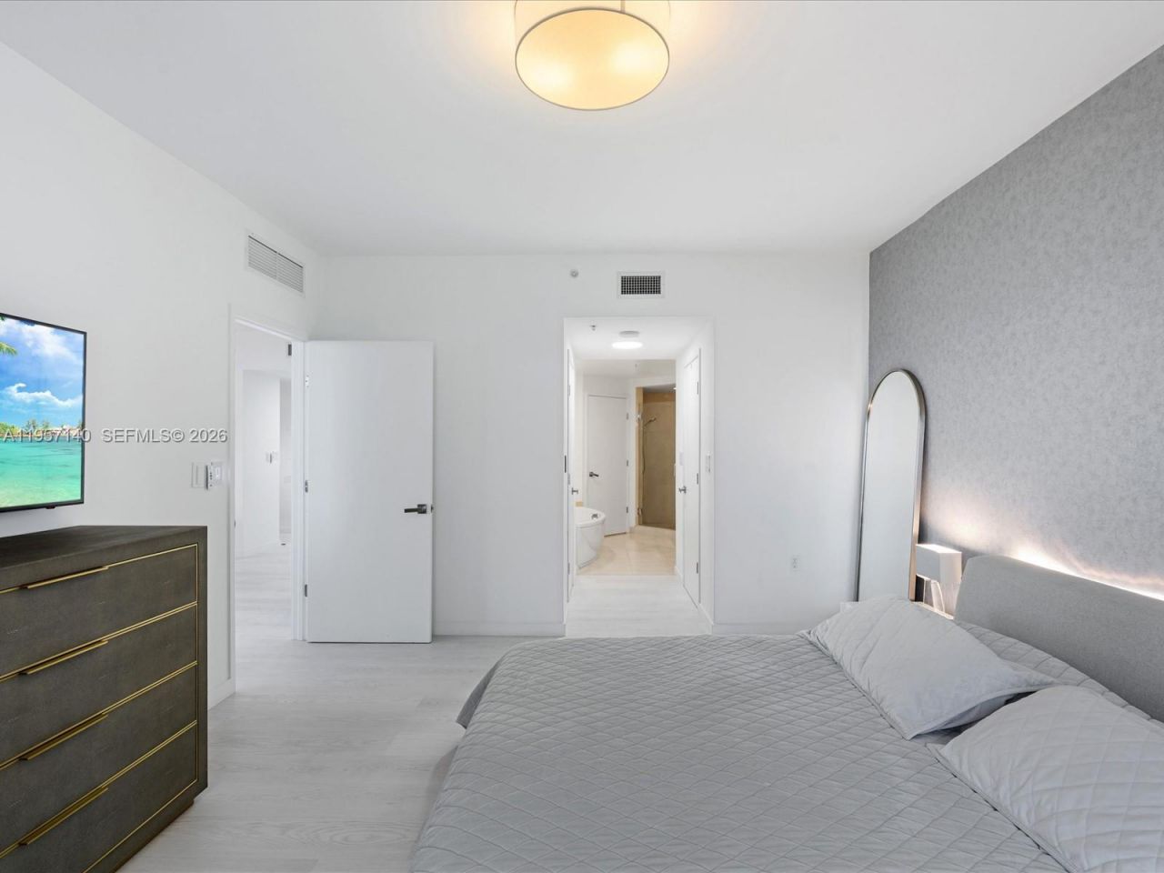 16275 Collins Ave , Unit 1804, Sunny Isles Beach, FL 33160 Photo