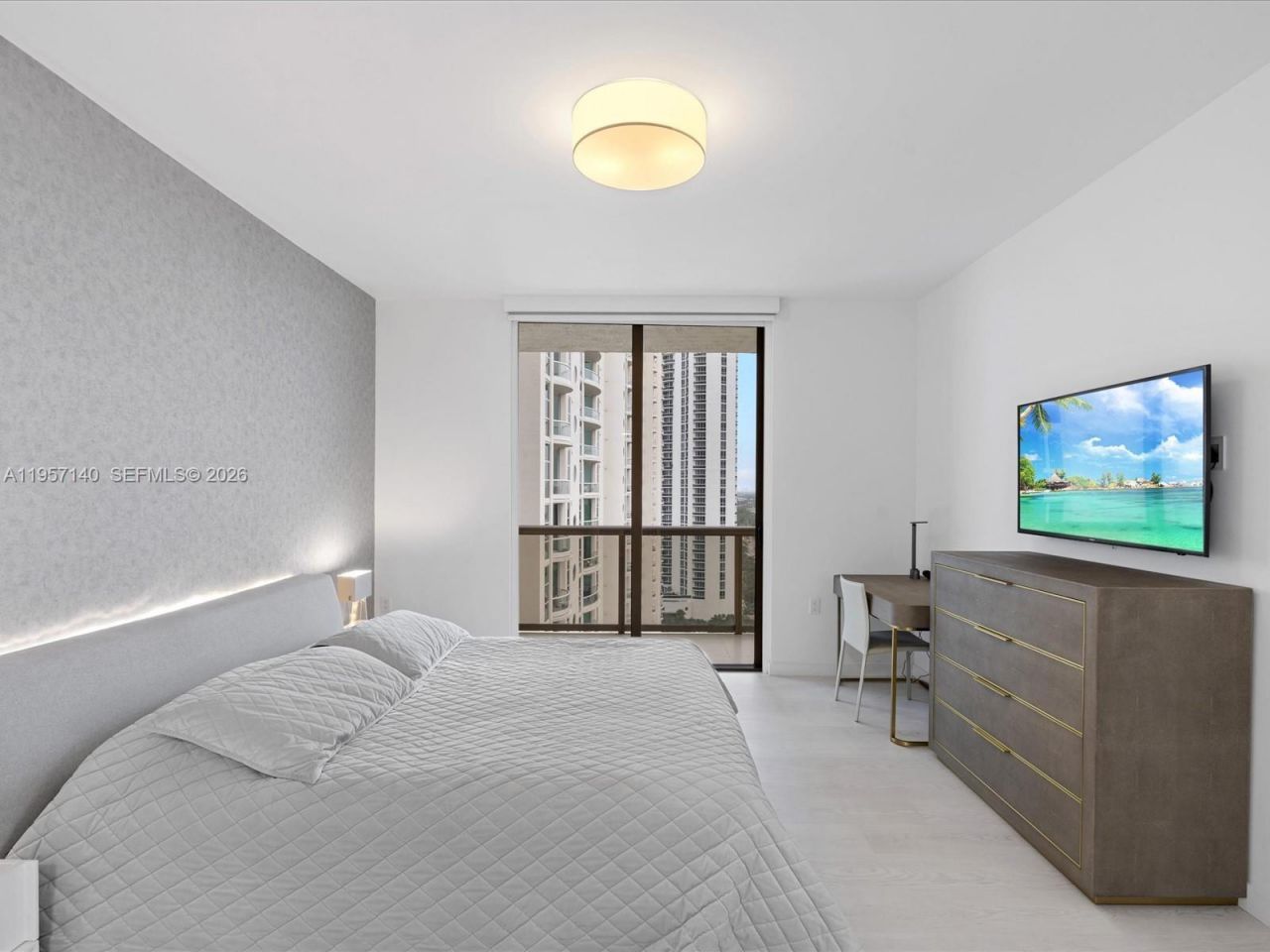 16275 Collins Ave , Unit 1804, Sunny Isles Beach, FL 33160 Photo