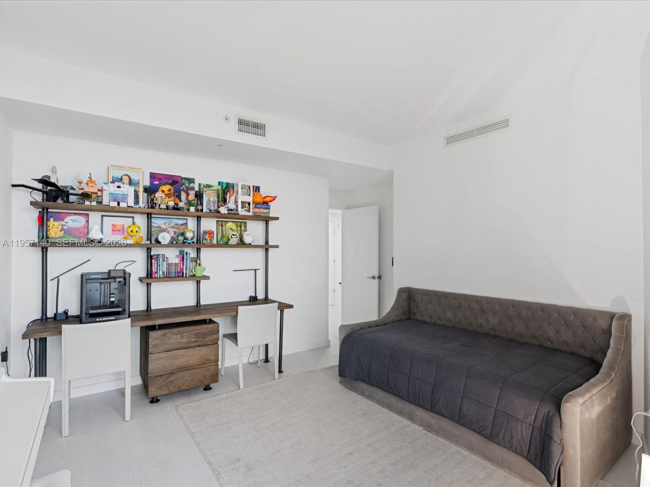 16275 Collins Ave , Unit 1804, Sunny Isles Beach, FL 33160 Photo