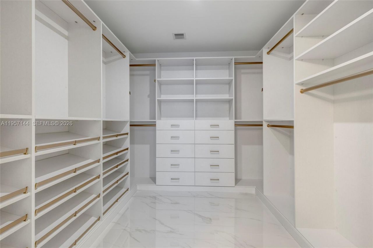 700 NE 24th Street, Unit 5601, Miami, FL 33137 Photo