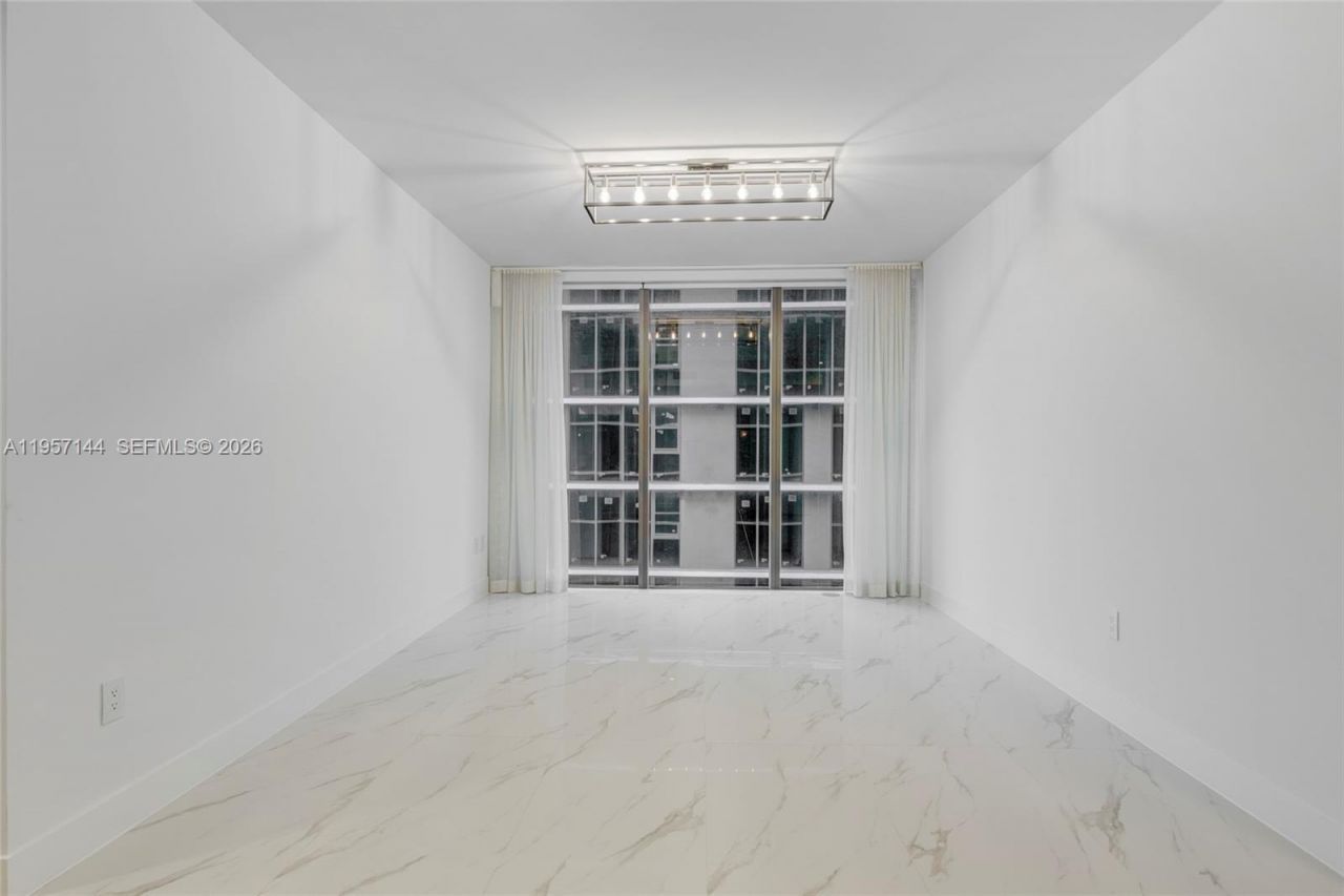 700 NE 24th Street, Unit 5601, Miami, FL 33137 Photo