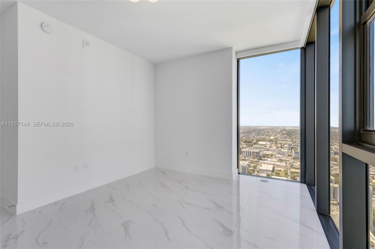 700 NE 24th Street, Unit 5601, Miami, FL 33137 Photo