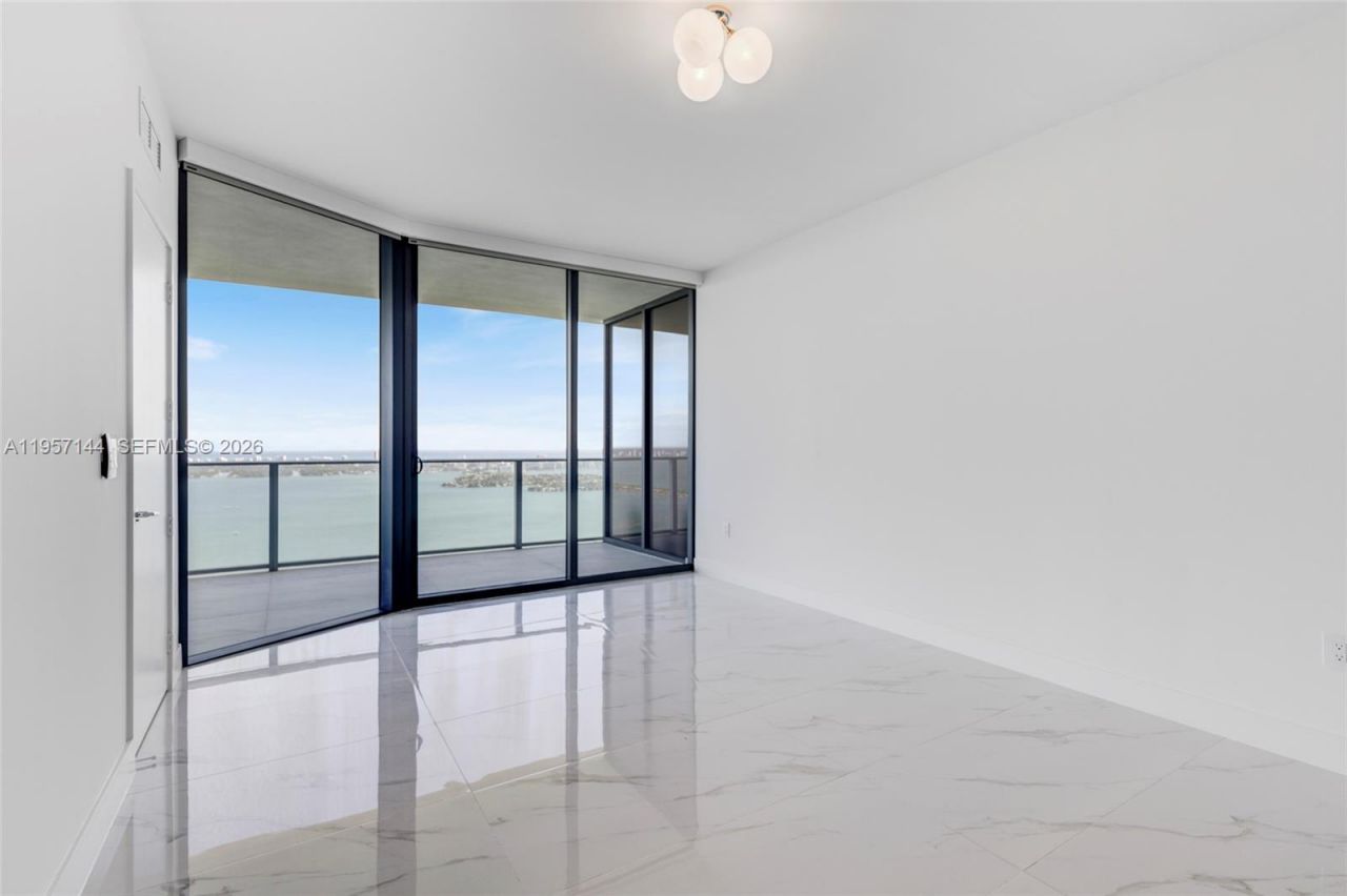 700 NE 24th Street, Unit 5601, Miami, FL 33137 Photo