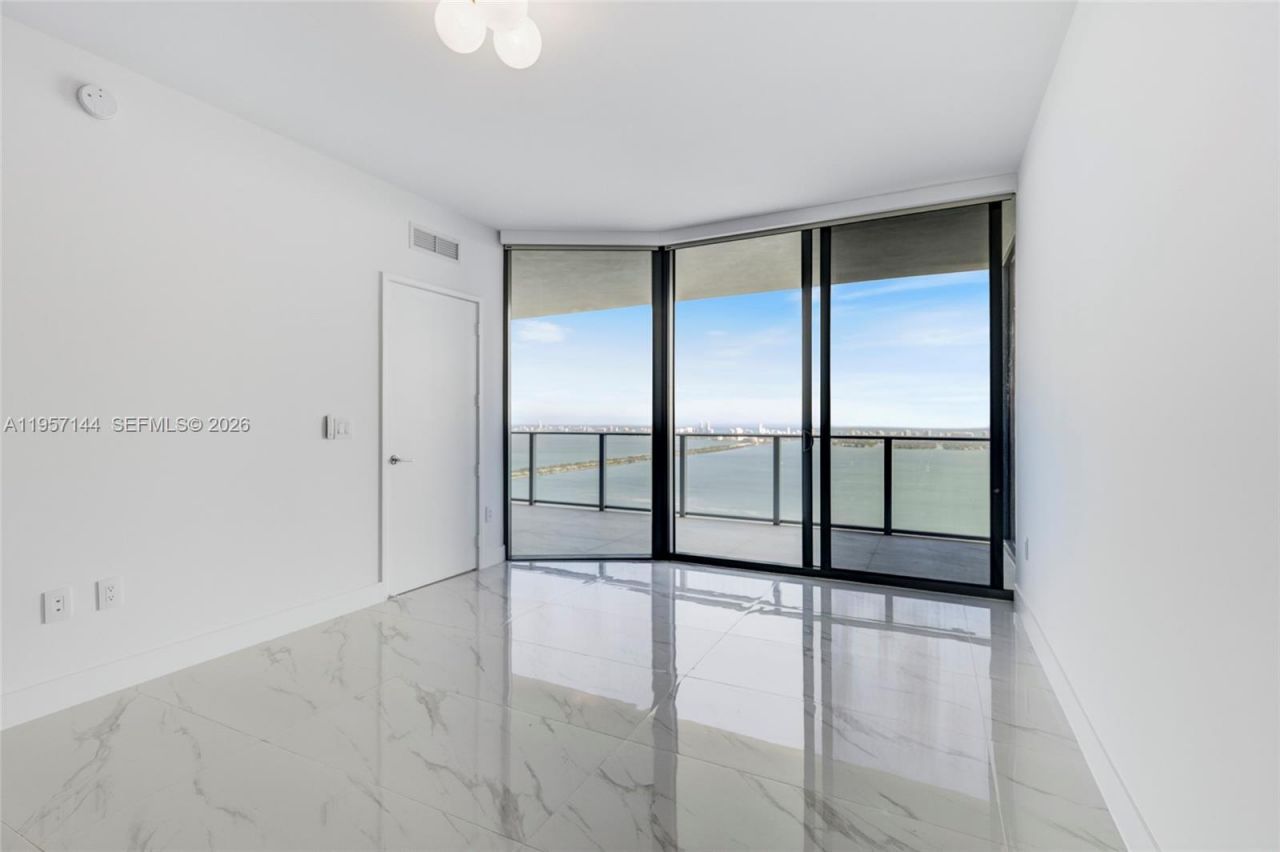 700 NE 24th Street, Unit 5601, Miami, FL 33137 Photo