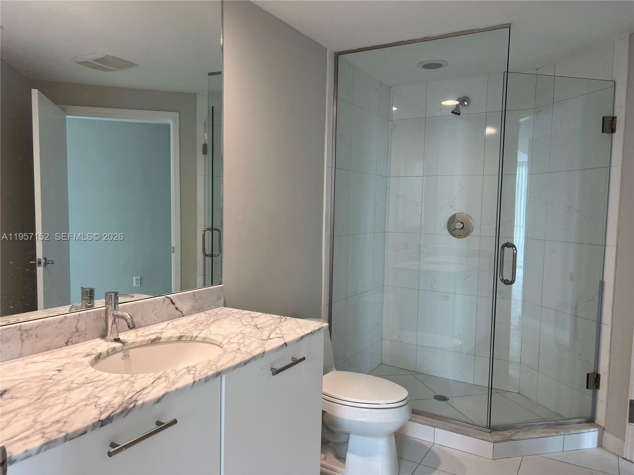 500 Brickell Ave, Unit 1602, Miami, FL 33131 Photo