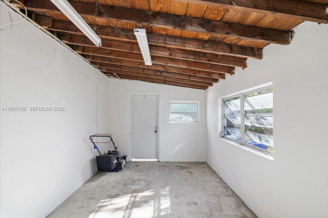 1400 NE 43rd Ct, Pompano Beach, FL 33064 Photo