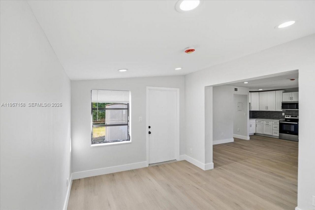 1400 NE 43rd Ct, Pompano Beach, FL 33064 Photo