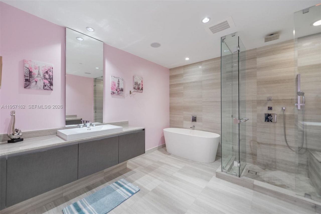 3250 NE 188th St, Unit 404, Aventura, FL 33180 Photo