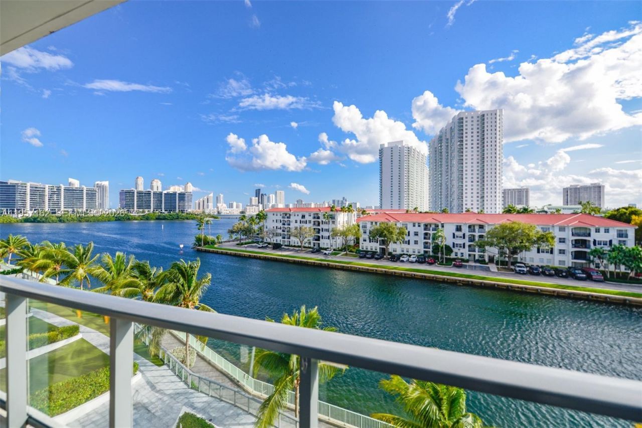 3250 NE 188th St, Unit 404, Aventura, FL 33180 Photo