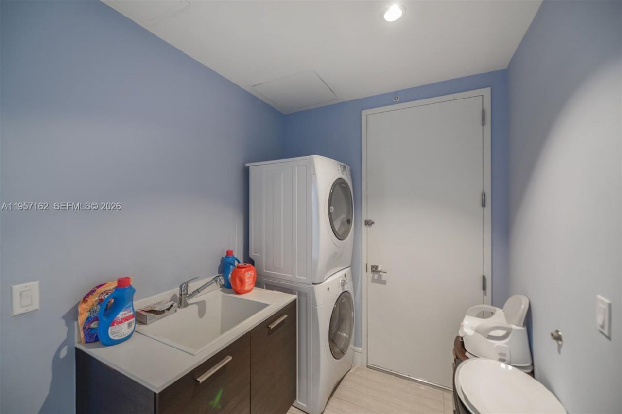 3250 NE 188th St, Unit 404, Aventura, FL 33180 Photo