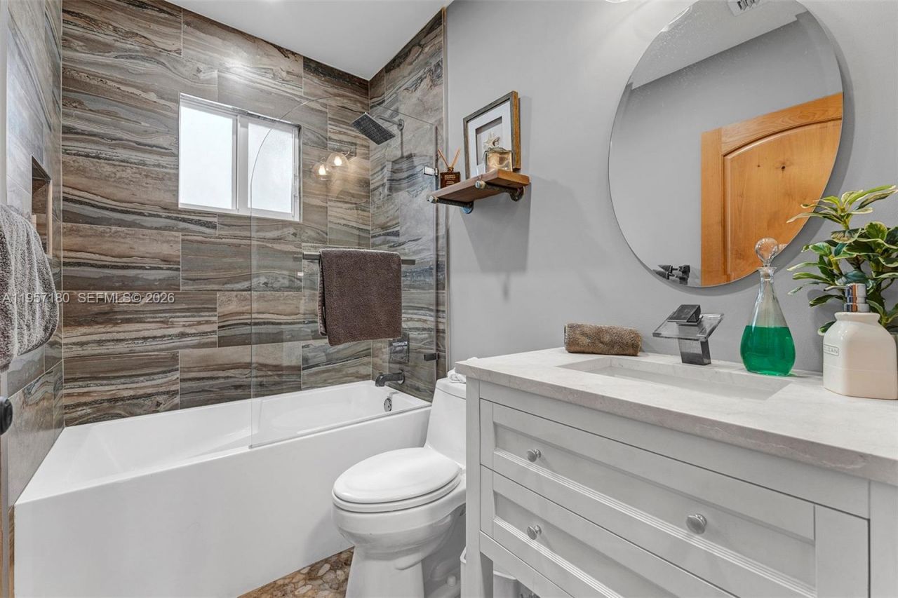 801 SE 7th St , Fort Lauderdale, FL 33301 Photo