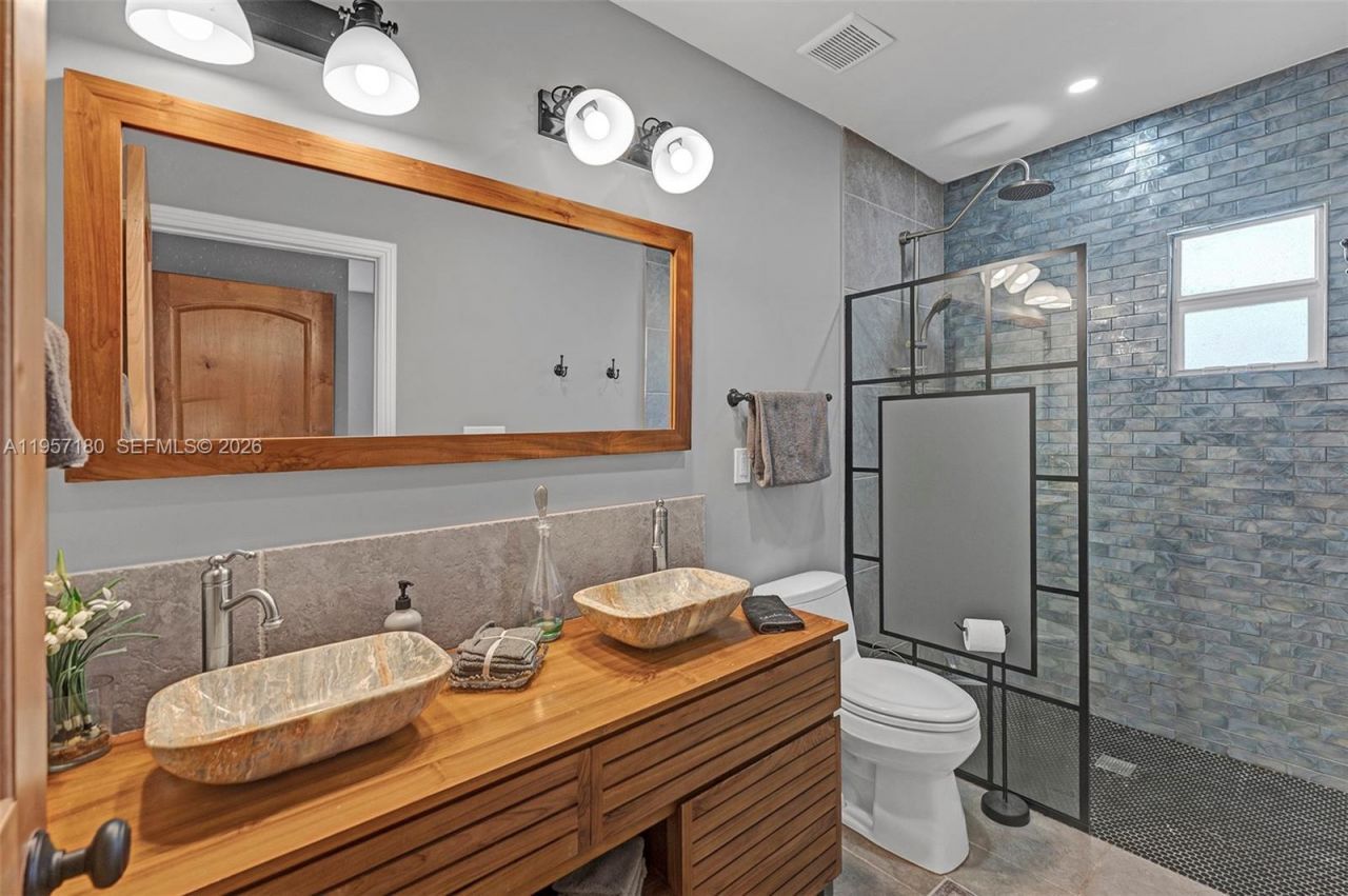 801 SE 7th St , Fort Lauderdale, FL 33301 Photo