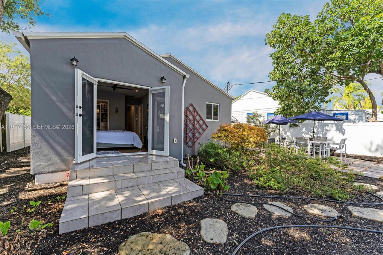 801 SE 7th St , Fort Lauderdale, FL 33301 Photo