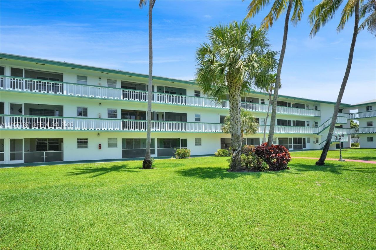 5300 Washington St, Unit I205, Hollywood, FL 33021 Photo
