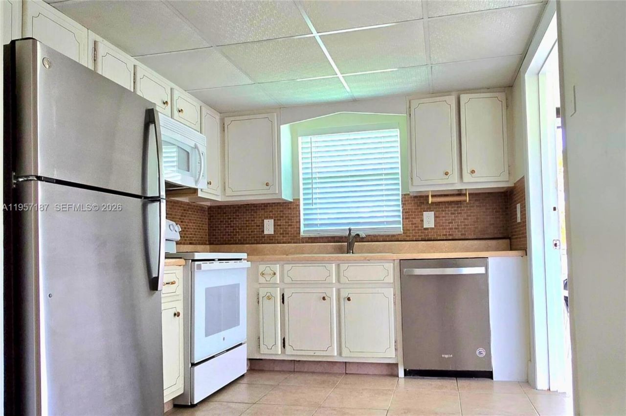 5300 Washington St, Unit I205, Hollywood, FL 33021 Photo