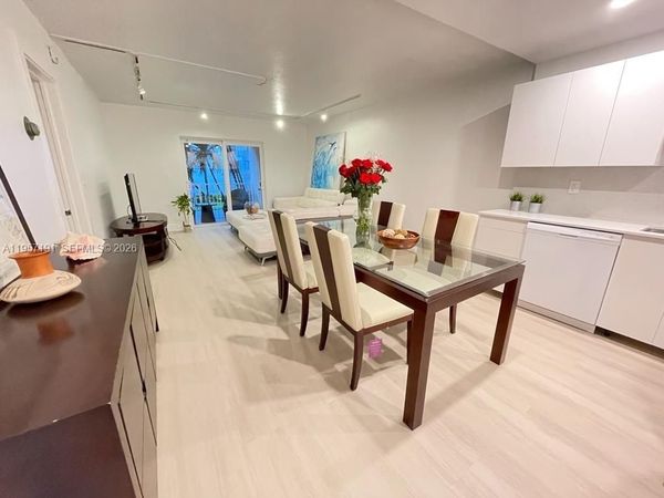 240 Galen Drive, Unit 206, Key Biscayne, FL 33149