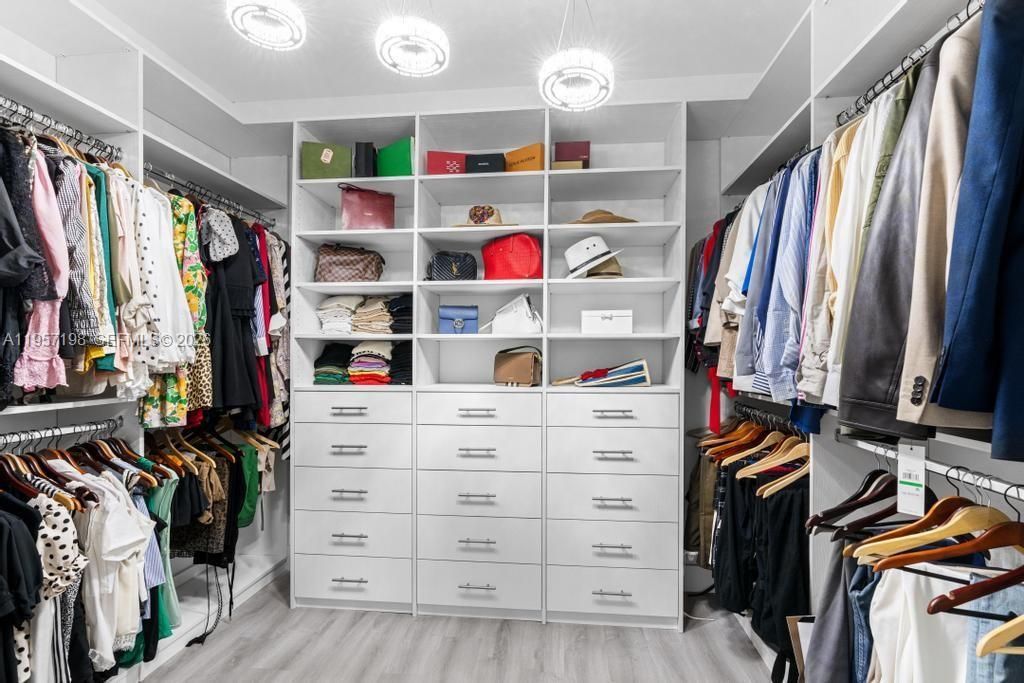 10023 NW 89th Ter, Doral, FL 33178 Photo