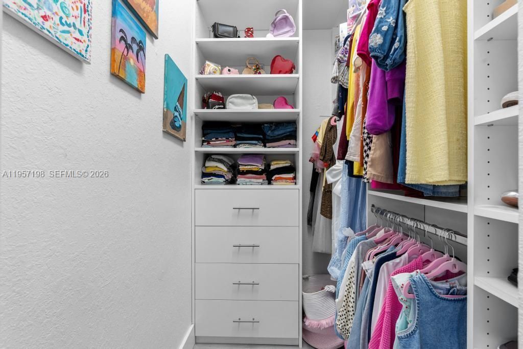 10023 NW 89th Ter, Doral, FL 33178 Photo