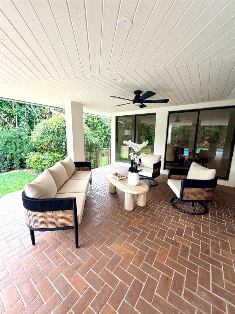 301 Isla Dorada Blvd, Coral Gables, FL 33143 Photo