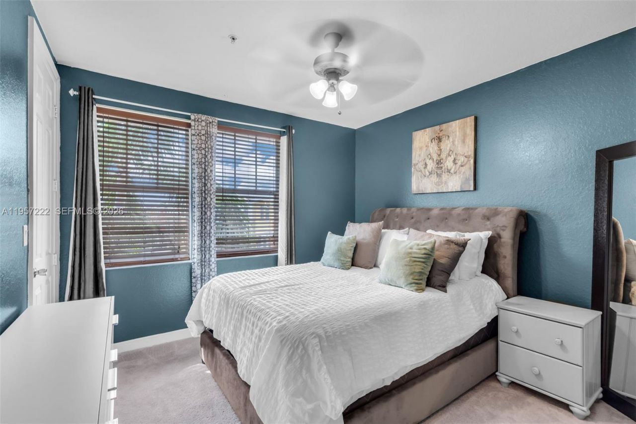 447 Corte Madera Ln , Unit 3, West Palm Beach, FL 33401 Photo