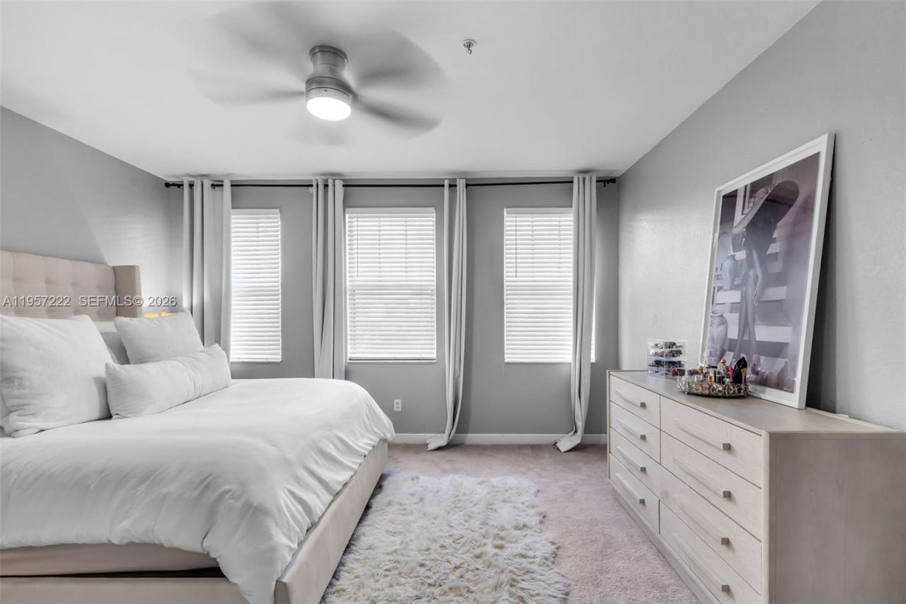 447 Corte Madera Ln , Unit 3, West Palm Beach, FL 33401 Photo