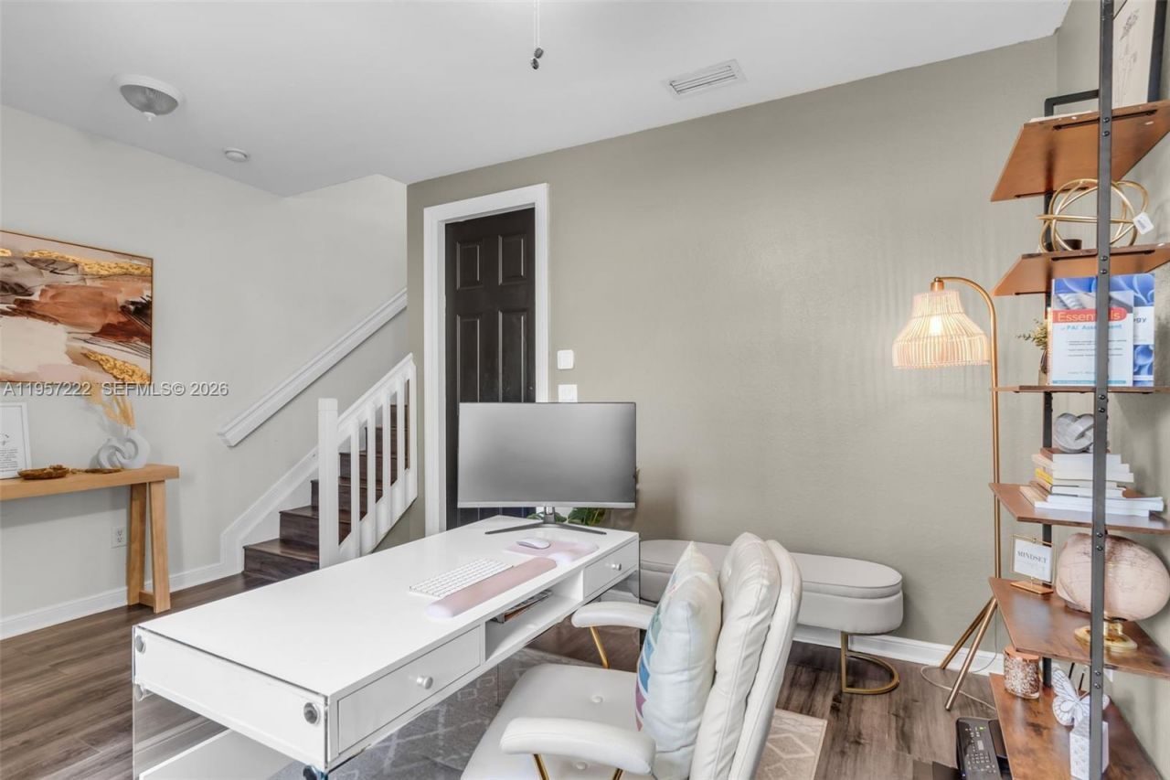 447 Corte Madera Ln , Unit 3, West Palm Beach, FL 33401 Photo