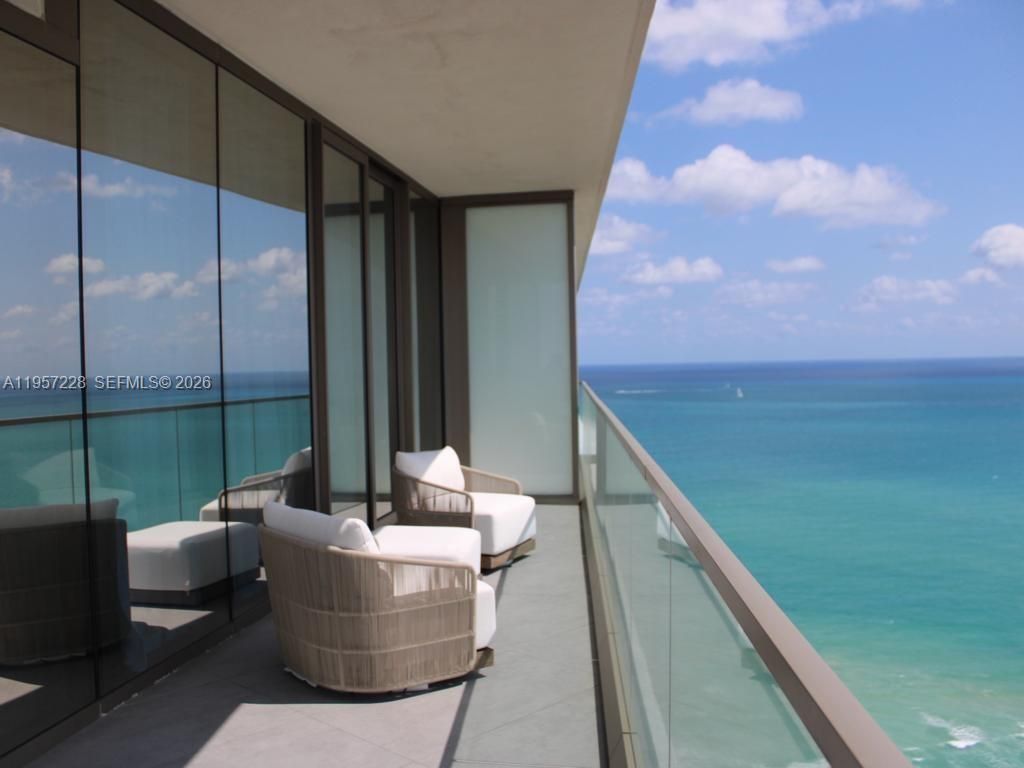 18975 Collins Ave , Unit 2905, Sunny Isles Beach, FL 33160 Photo