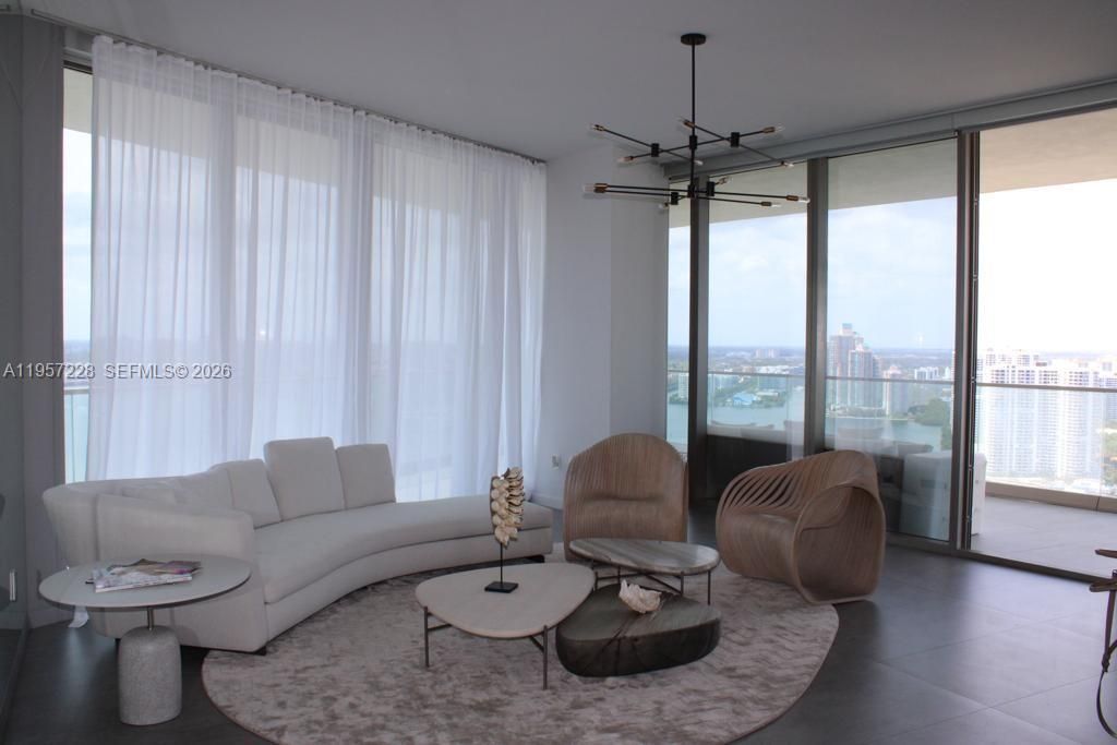 18975 Collins Ave , Unit 2905, Sunny Isles Beach, FL 33160 Photo