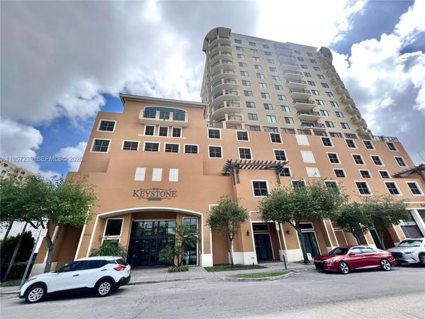 4242 NW 2nd St, Unit 1105, Miami, FL 33126