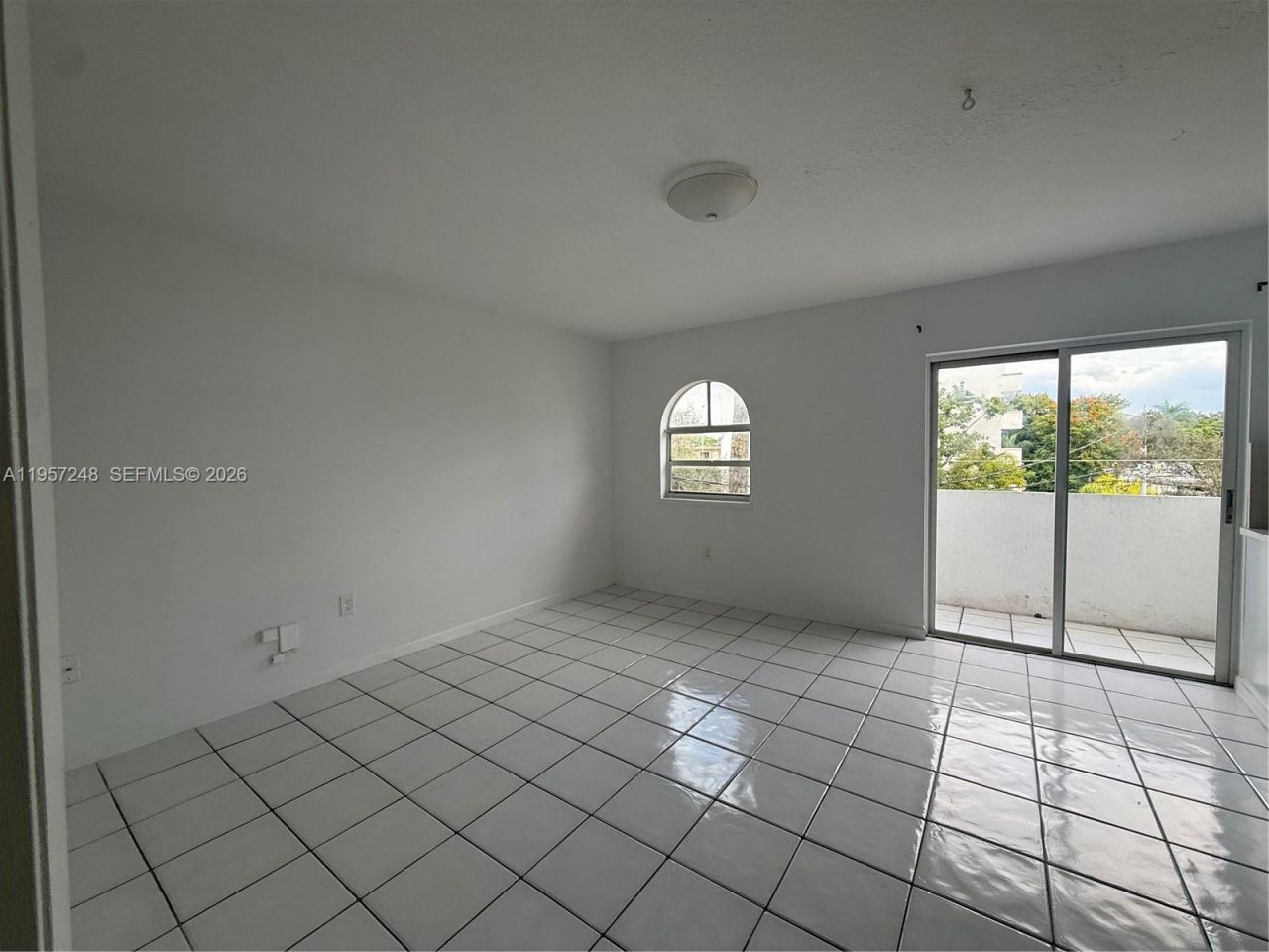 3052 SW 27th Ave , Unit 301, Miami, FL 33133 Photo