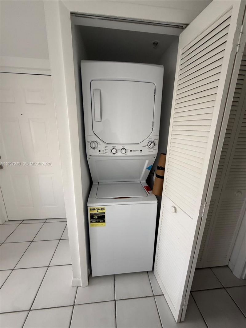 3052 SW 27th Ave , Unit 301, Miami, FL 33133 Photo