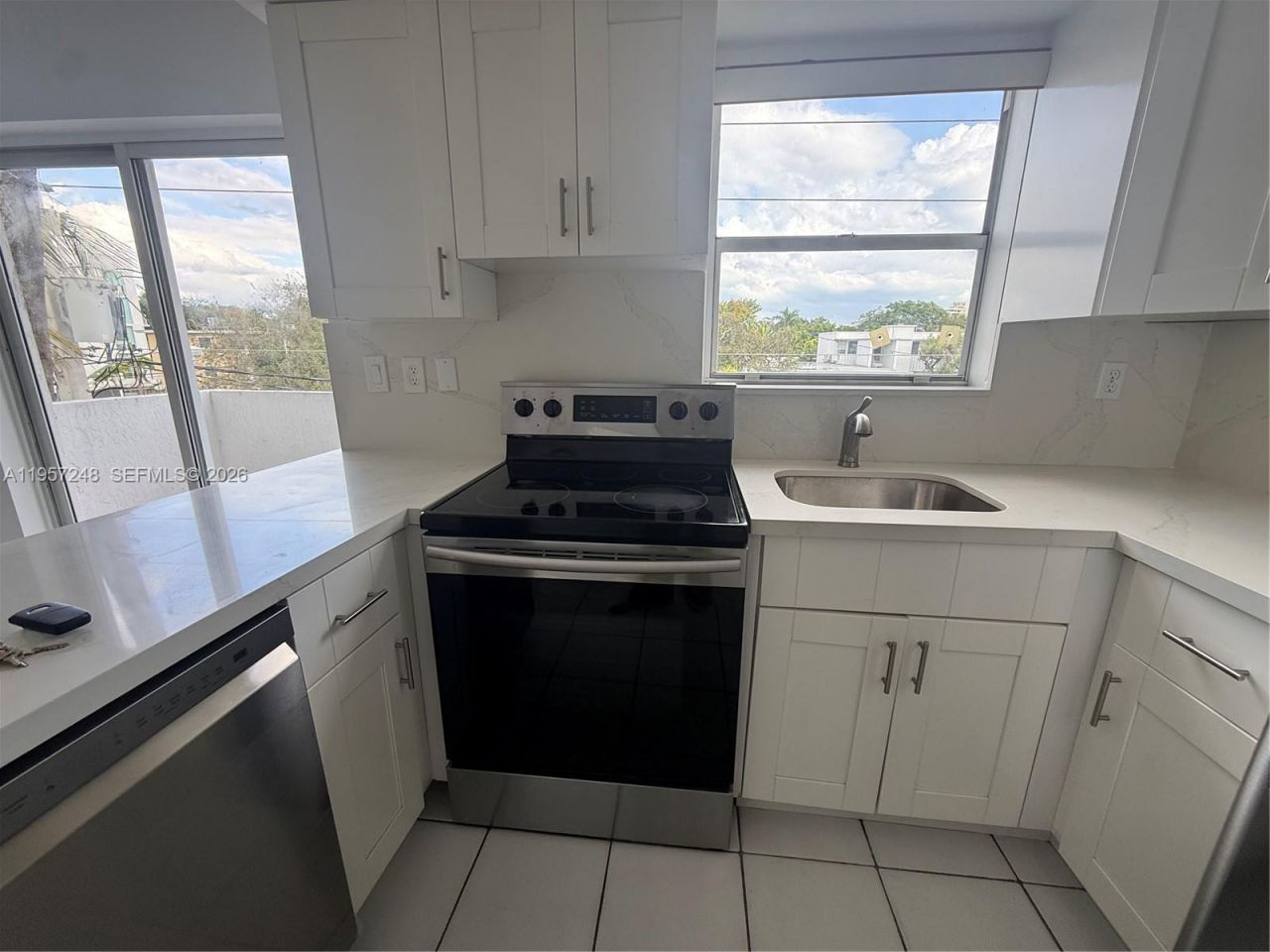 3052 SW 27th Ave , Unit 301, Miami, FL 33133 Photo