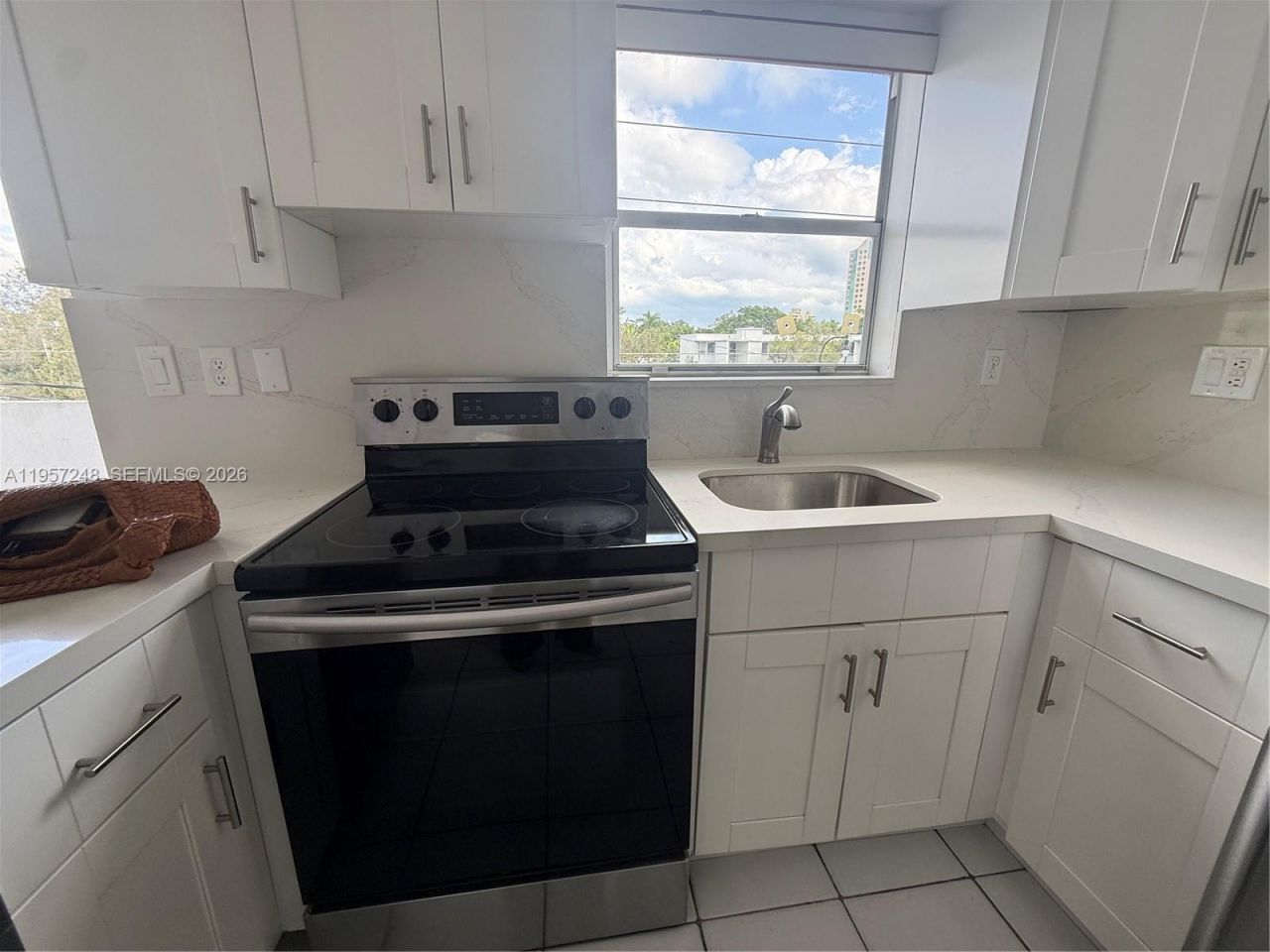 3052 SW 27th Ave , Unit 301, Miami, FL 33133 Photo