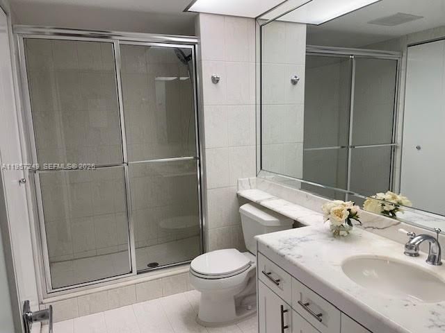 19707 W Turnberry Way , Unit 18L, Aventura, FL 33180 Photo