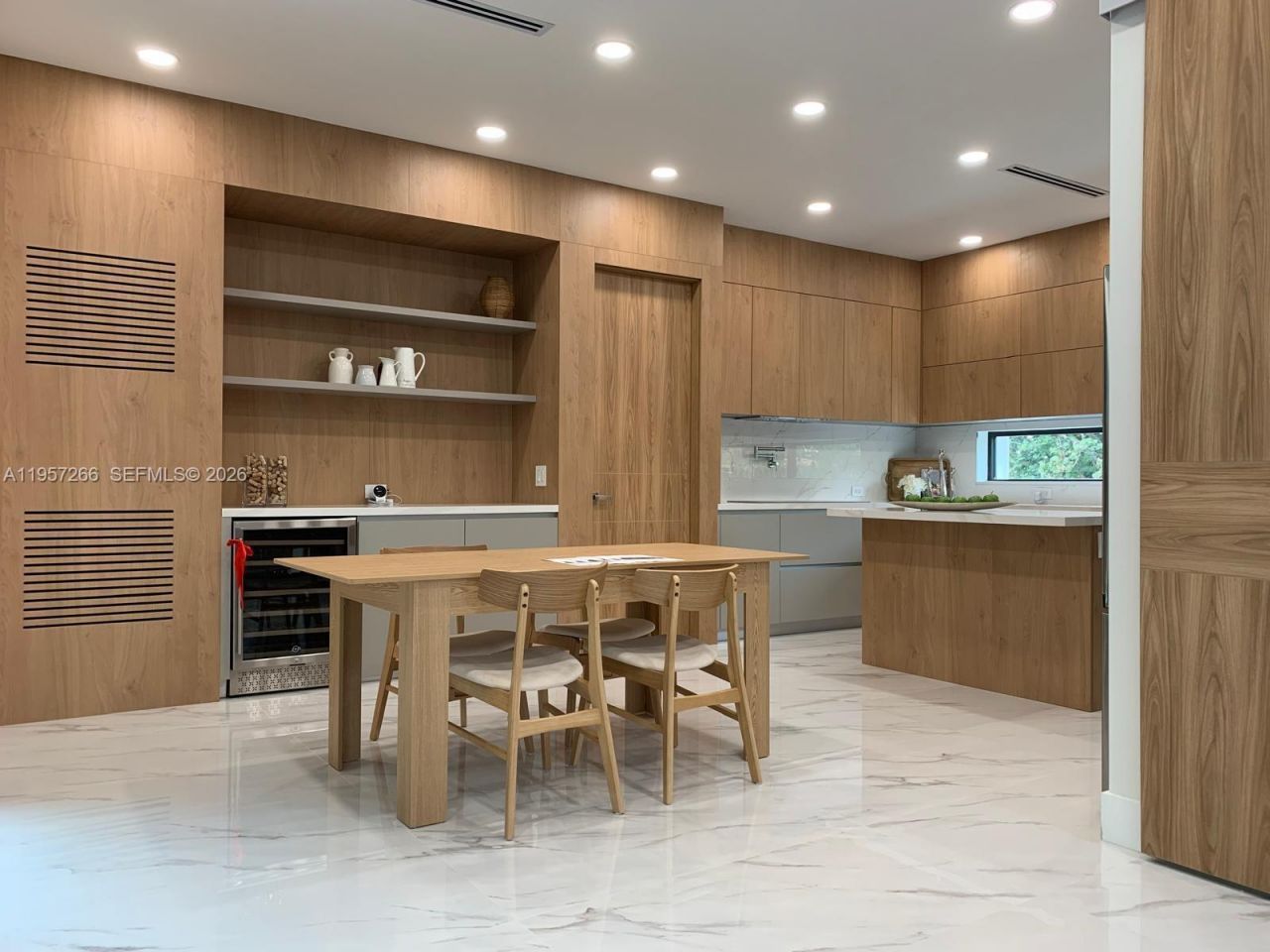 1700 NE 18th St, Fort Lauderdale, FL 33305 Photo