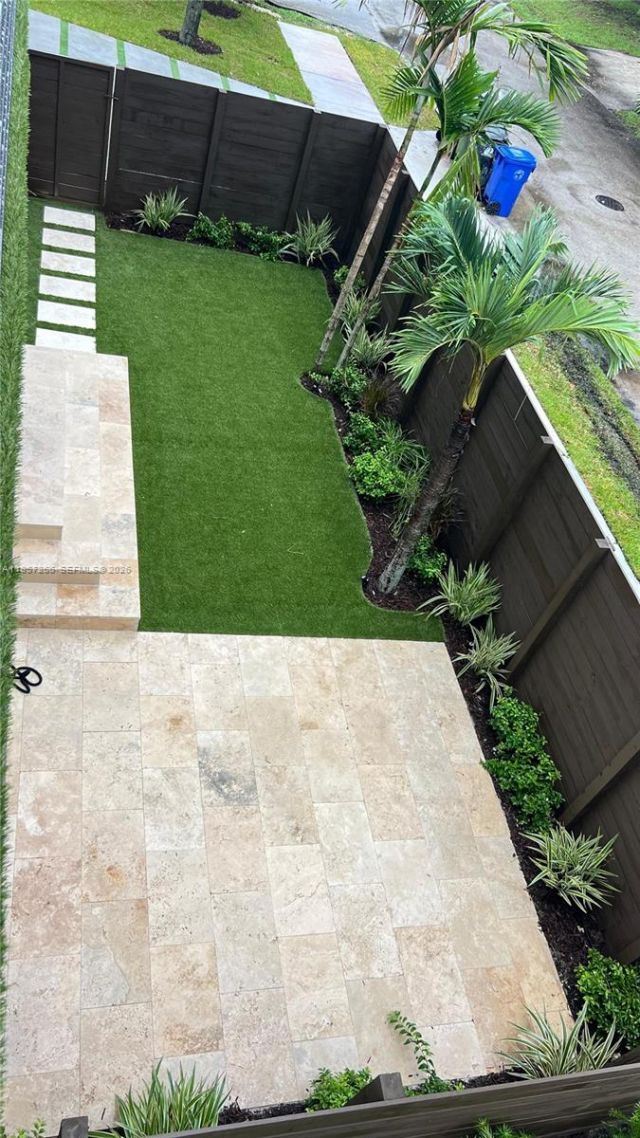 1700 NE 18th St, Fort Lauderdale, FL 33305 Photo