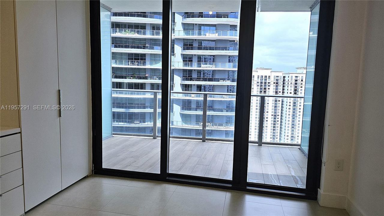 1010 Brickell Ave , Unit 3410, Miami, FL 33131 Photo